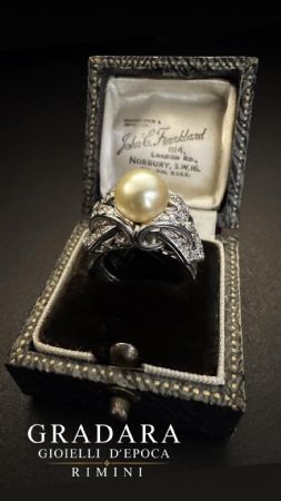 Anello  
