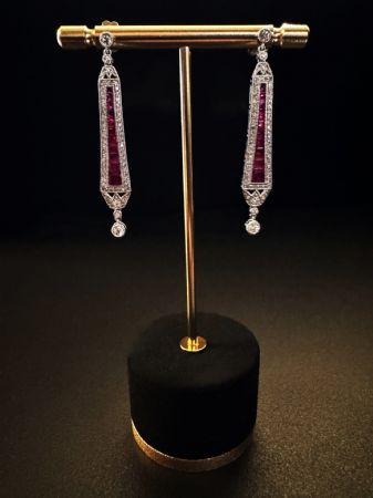 Orecchini  in  Platino  con  Rubini  e  Diamanti   