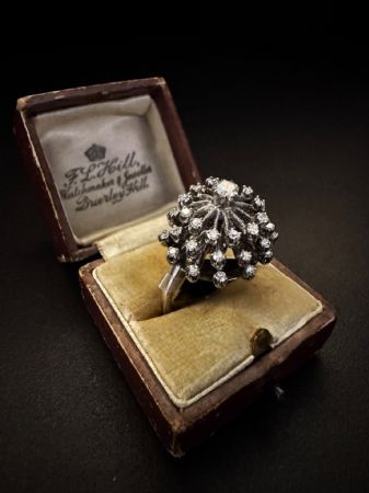 Anello  con  Diamanti  1   ct. 