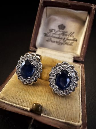 Orecchini  con  Zaffiri  e  Diamanti  